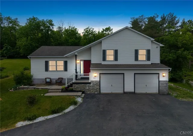 Photo 1 of Sale Pending at 4615 Broad Rd, Syracuse, NY 13215 | MLS# S1707564 | Listing updated on 2026-09-05