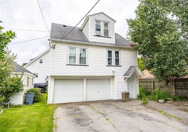 Photo 3 of Multi family home for sale at 709 Garfield St, East Rochester, NY 14445 | MLS# R1707192 | Listing updated on 2026-09-06