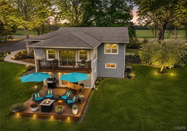 Photo 2 of Sale Pending at 6207 E Lake Rd, Auburn, NY 13021 | MLS# S1707593 | Listing updated on 2026-09-10
