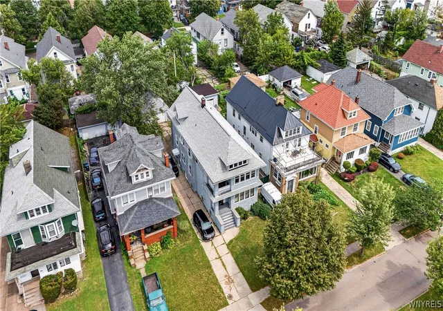 Listing Photo 4 - Condo for sale in building located at 254 Minnesota Ave, Buffalo, NY 14215