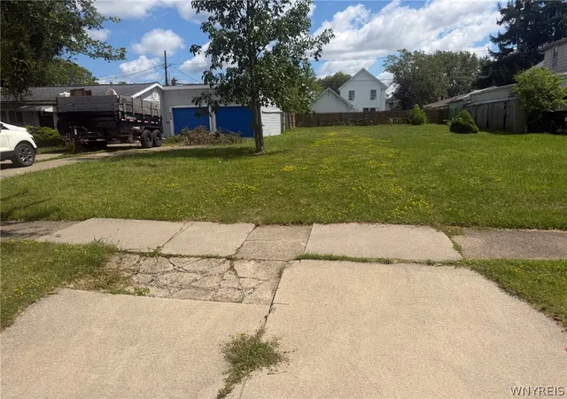 Photo 1 of Sale Pending at 519 University Ave, Buffalo, NY 14223 | MLS# B1704084 | Listing updated on 2026-08-25