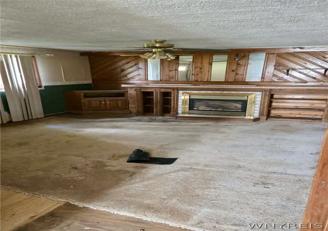 Photo 4 of Sale Pending at 529 University Ave, Buffalo, NY 14223 | MLS# B1704083 | Listing updated on 2026-08-25
