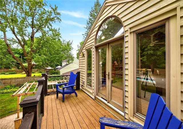 Photo 4 of Sale Pending at 40 Evandale Rd, Rochester, NY 14618 | MLS# R1707569 | Listing updated on 2026-08-28