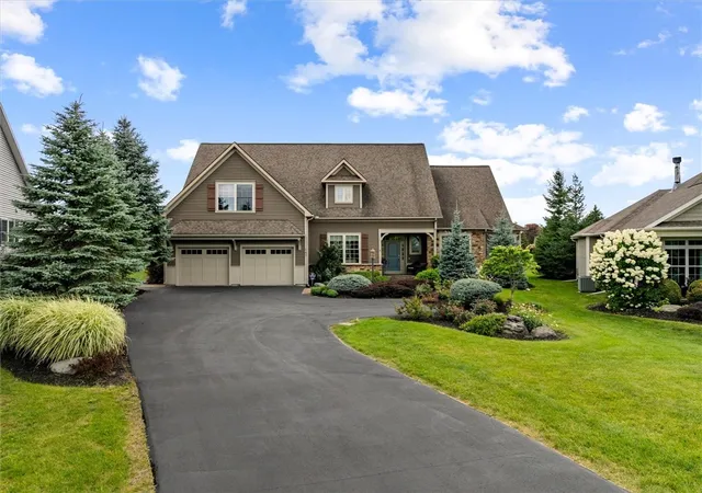 Photo 1 of Sale Pending at 147 Gadwall Ln, Manlius, NY 13104 | MLS# R1704729 | Listing updated on 2026-09-02