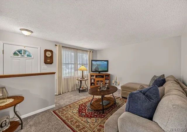 Photo 4 of Sale Pending at 31 George Dr, Buffalo, NY 14224 | MLS# B1706368 | Listing updated on 2026-08-28