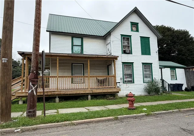 Photo 1 of Multi family home for sale at 31 Cortland St, Norwich, NY 13815 | MLS# R1707908 | Listing updated on 2026-09-10