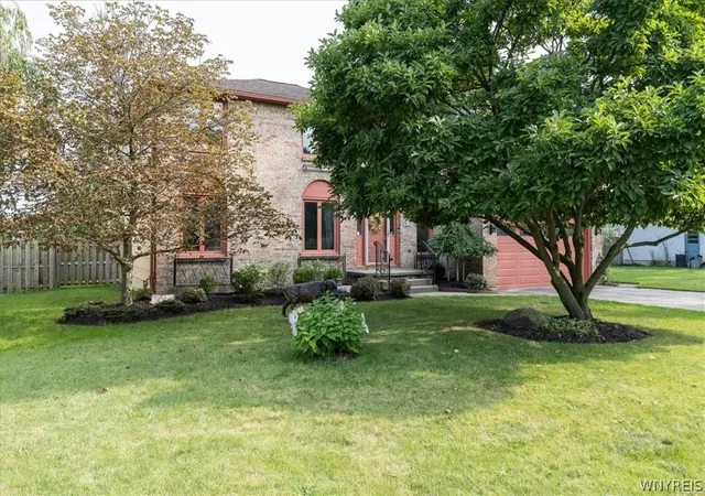 Photo 2 of Sale Pending at 486 Cottonwood Dr, Buffalo, NY 14221 | MLS# B1707880 | Listing updated on 2026-08-24