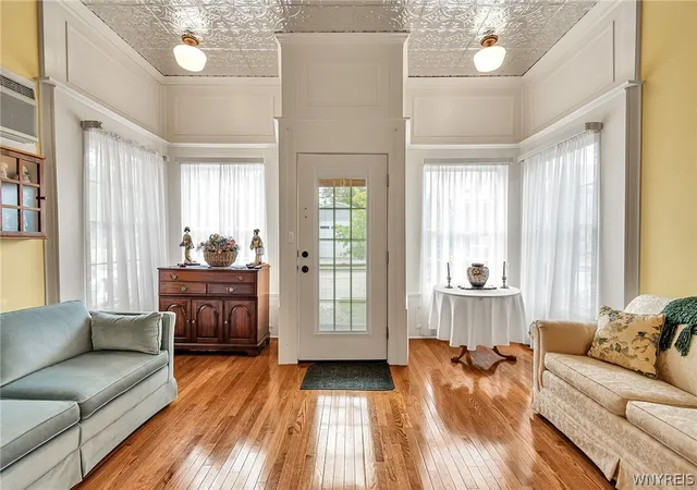 Photo 3 of Sale Pending at 272 Fletcher St, Tonawanda, NY 14150 | MLS# B1707590 | Listing updated on 2026-08-21