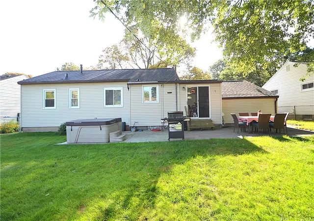 Photo 3 of Single family home for sale at 225 Hildegarde Rd, Rochester, NY 14626 | MLS# R1707719 | Listing updated on 2026-09-10