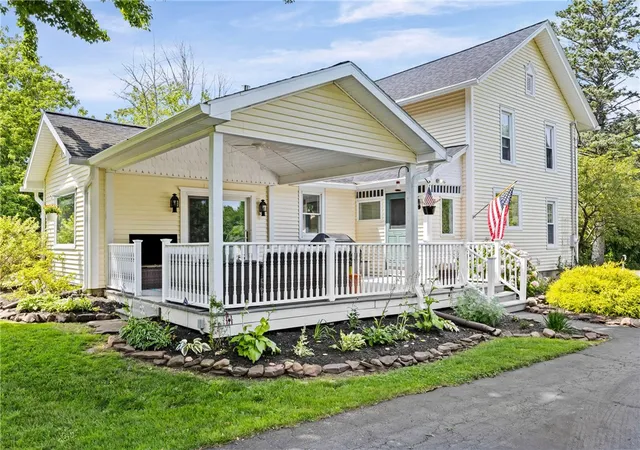 Photo 2 of Sale Pending at 956 Willits Rd, Ontario, NY 14519 | MLS# R1707950 | Listing updated on 2026-08-23