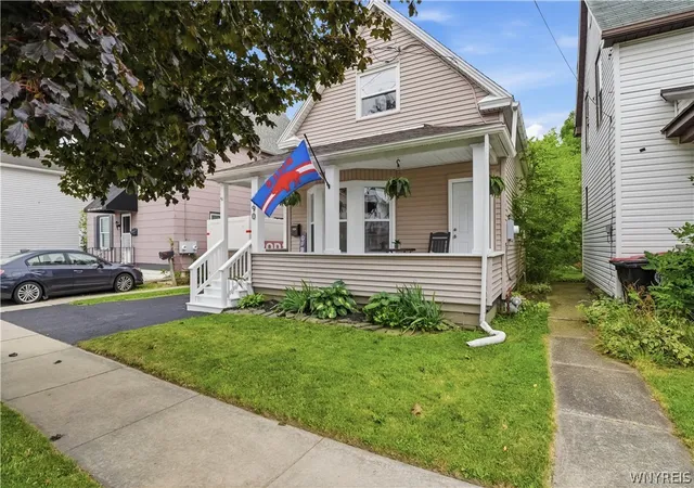 Photo 1 of Sale Pending at 190 Laverack Ave, Depew, NY 14043 | MLS# B1707405 | Listing updated on 2026-09-03