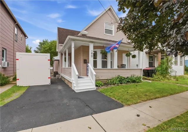 Photo 2 of Sale Pending at 190 Laverack Ave, Depew, NY 14043 | MLS# B1707405 | Listing updated on 2026-09-03