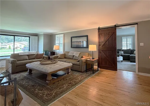 Photo 3 of Sale Pending at 4262 Susan Dr, Buffalo, NY 14221 | MLS# B1707869 | Listing updated on 2026-08-31