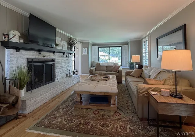 Photo 4 of Sale Pending at 4262 Susan Dr, Buffalo, NY 14221 | MLS# B1707869 | Listing updated on 2026-08-31