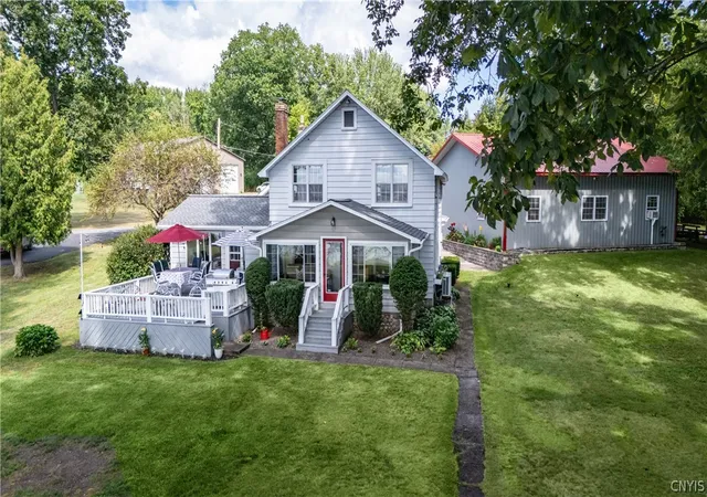 Photo 3 of Single family home for sale at 29 Willard Dr, Bernhards Bay, NY 13028 | MLS# S1704453 | Listing updated on 2026-09-01