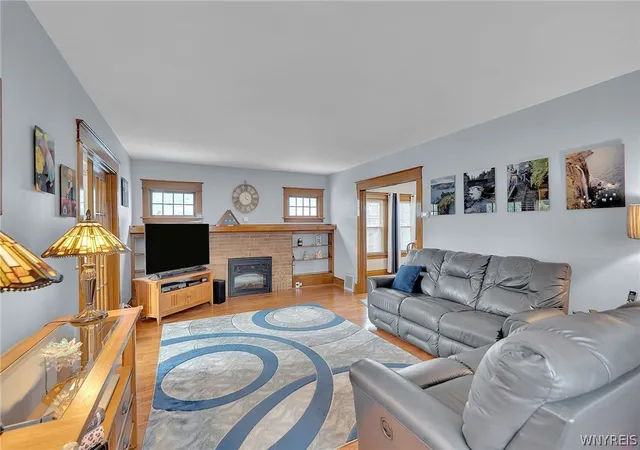 Photo 3 of Sale Pending at 209 Delaware Rd, Buffalo, NY 14217 | MLS# B1707802 | Listing updated on 2026-08-26