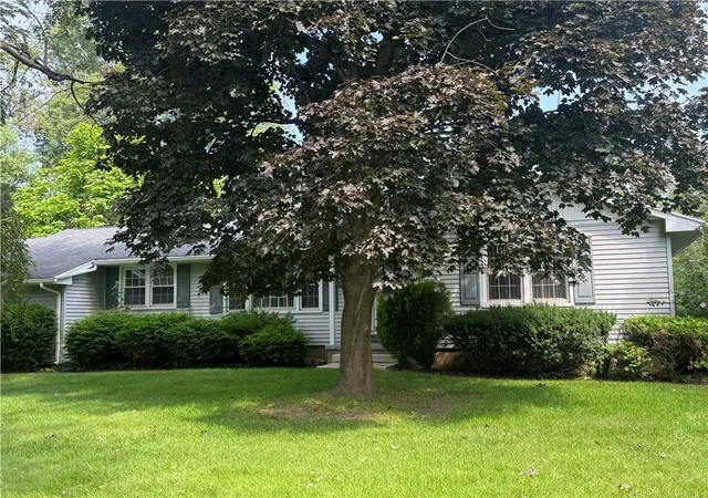 Photo 2 of Single family home for sale at 27 Horatio Ln, Rochester, NY 14624 | MLS# R1708071 | Listing updated on 2026-09-01