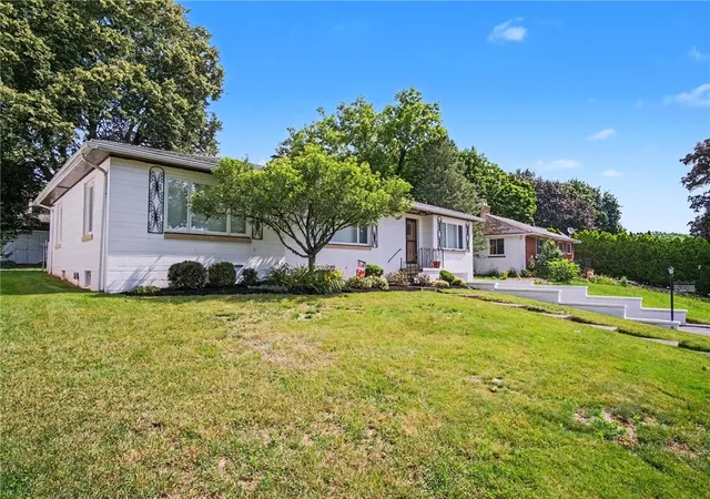 Photo 2 of Sale Pending at 60 Longcroft Rd, Rochester, NY 14609 | MLS# R1708050 | Listing updated on 2026-09-08