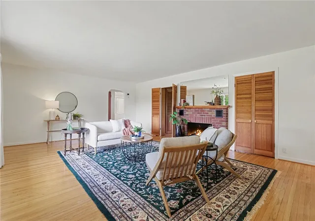 Photo 4 of Sale Pending at 60 Longcroft Rd, Rochester, NY 14609 | MLS# R1708050 | Listing updated on 2026-09-08