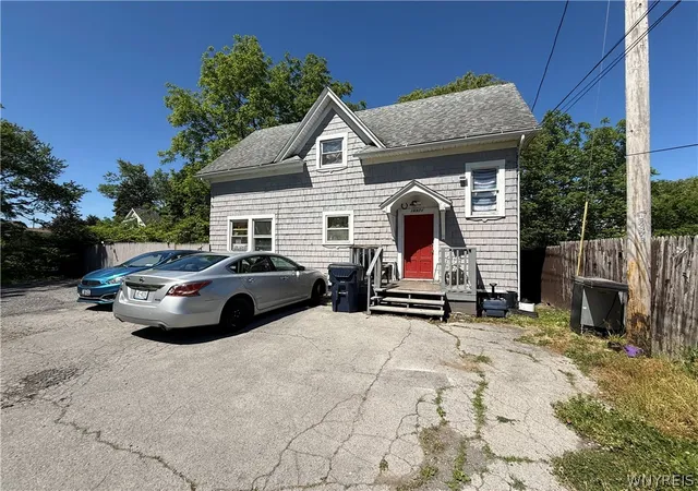 Photo 4 of House for sale at 1697 Electric Ave, Buffalo, NY 14218 | MLS# B1706648 | Listing updated on 2026-08-31