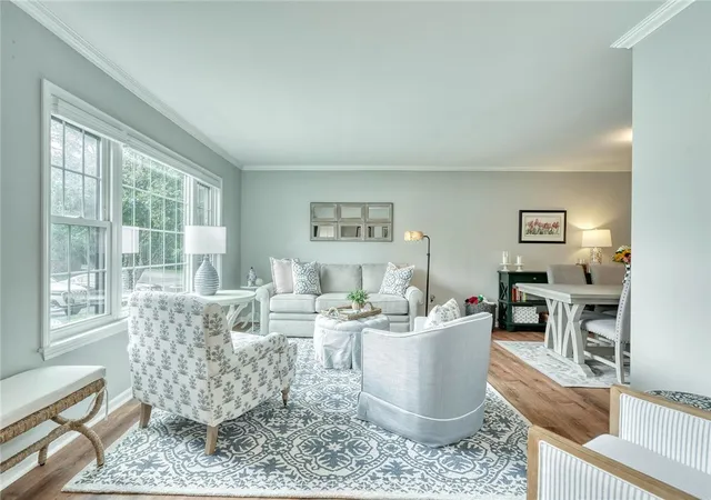 Photo 4 of Sale Pending at 38 Georgetown Ln, Fairport, NY 14450 | MLS# R1706114 | Listing updated on 2026-08-25