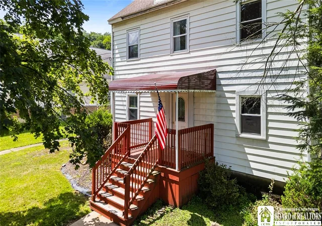 Photo 2 of Single family home for sale at 299 Falconer St, Jamestown, NY 14701 | MLS# R1706984 | Listing updated on 2026-08-23