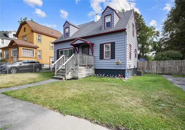 Photo 3 of Sale Pending at 300 Clarence Ave, Syracuse, NY 13205 | MLS# S1706612 | Listing updated on 2026-08-25