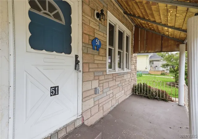 Photo 3 of Single family home for sale at 51 Pleasant Pkwy, Buffalo, NY 14206 | MLS# B1708042 | Listing updated on 2026-09-12