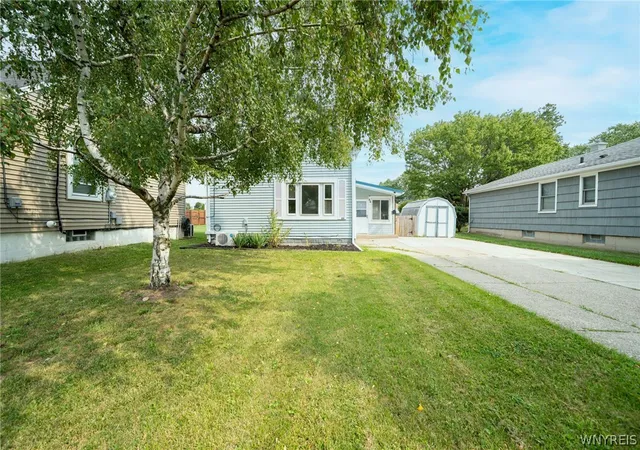 Photo 2 of Sale Pending at 84 Chapel Ave, Buffalo, NY 14225 | MLS# B1708143 | Listing updated on 2026-08-28