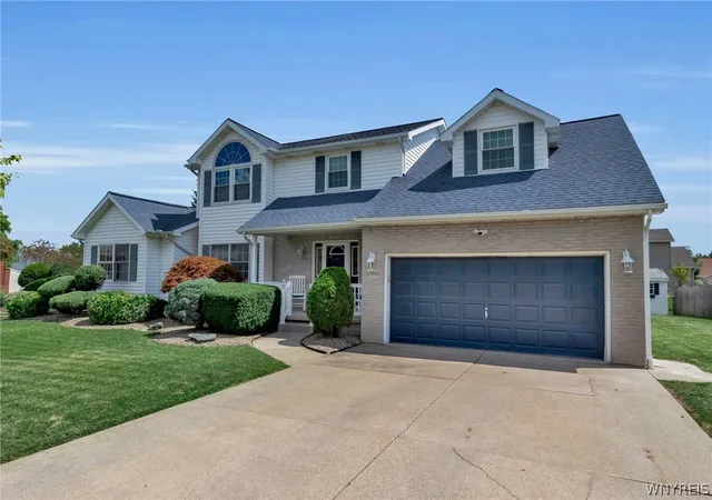 Photo 1 of Sale Pending at 6989 Samantha Ct, Niagara Falls, NY 14304 | MLS# B1708162 | Listing updated on 2026-09-04