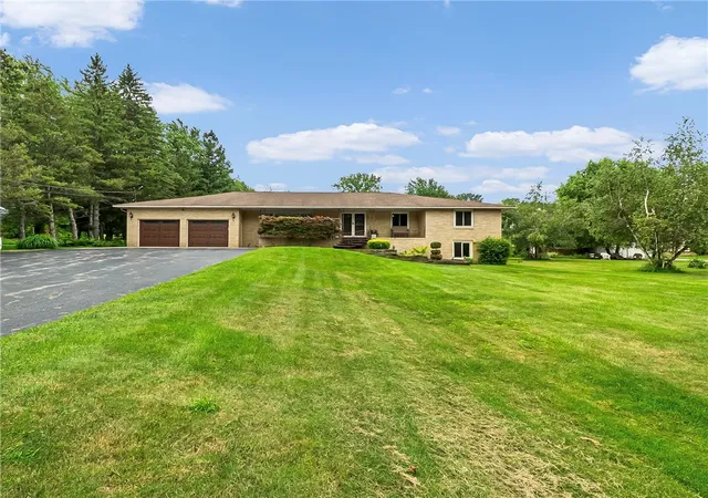 Photo 1 of Sale Pending at 2793 Ridgeway Ave, Rochester, NY 14626 | MLS# R1708068 | Listing updated on 2026-09-14