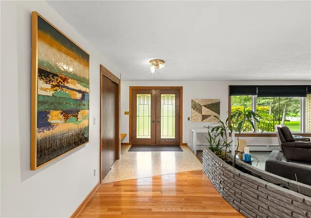 Photo 4 of Sale Pending at 2793 Ridgeway Ave, Rochester, NY 14626 | MLS# R1708068 | Listing updated on 2026-09-14