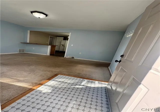 Photo 3 of Single family home for sale at 203 Anita Ave, Liverpool, NY 13088 | MLS# S1708123 | Listing updated on 2026-08-19