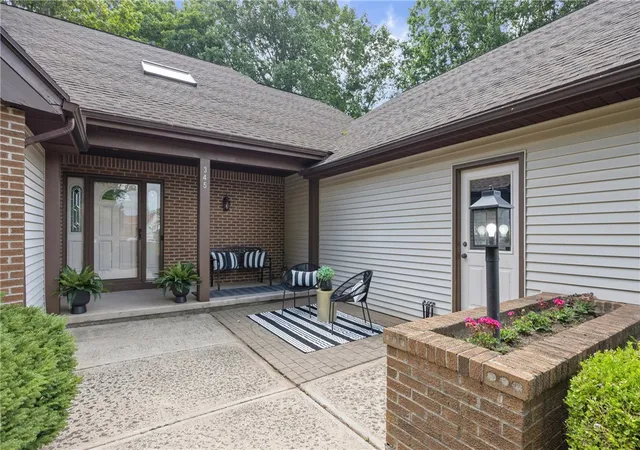 Photo 4 of Sale Pending at 345 Stafford Way, Rochester, NY 14626 | MLS# R1703848 | Listing updated on 2026-08-28