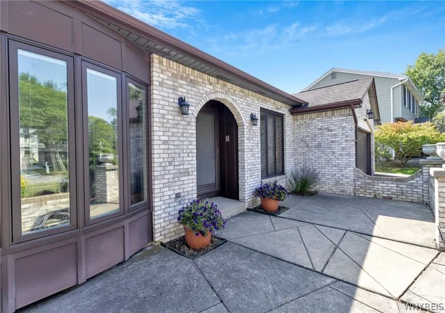Photo 3 of Sale Pending at 111 Windmill Rd, Buffalo, NY 14218 | MLS# B1708070 | Listing updated on 2026-08-26