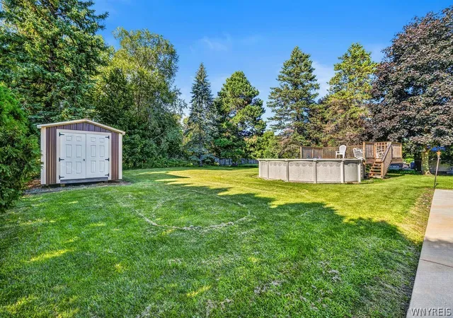 Photo 3 of Sale Pending at 1169 Upper Mountain Rd, Lewiston, NY 14092 | MLS# B1708074 | Listing updated on 2026-09-02