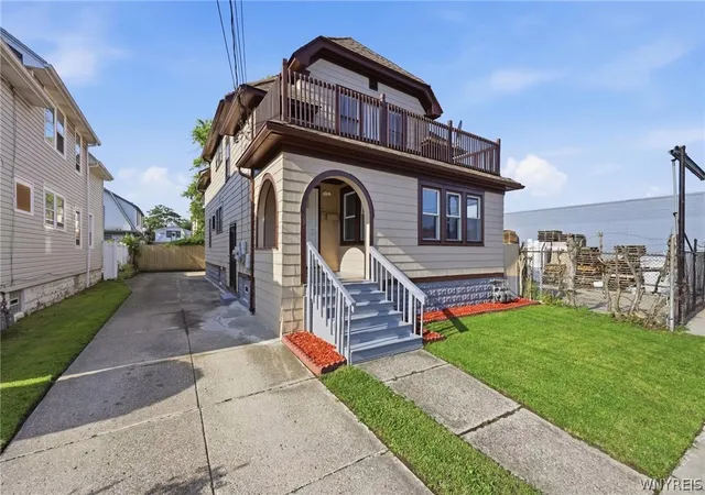 Photo 2 of Sale Pending at 19 Martha Ave, Buffalo, NY 14215 | MLS# B1706741 | Listing updated on 2026-08-31