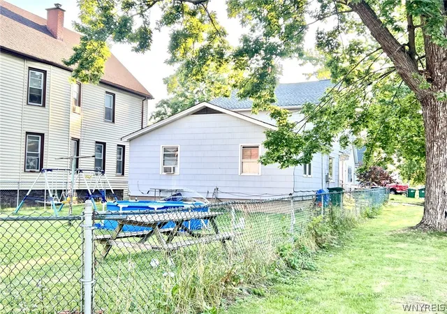 Photo 3 of Multi family home for sale at 1511 Cleveland Ave, Niagara Falls, NY 14305 | MLS# B1708260 | Listing updated on 2026-09-14