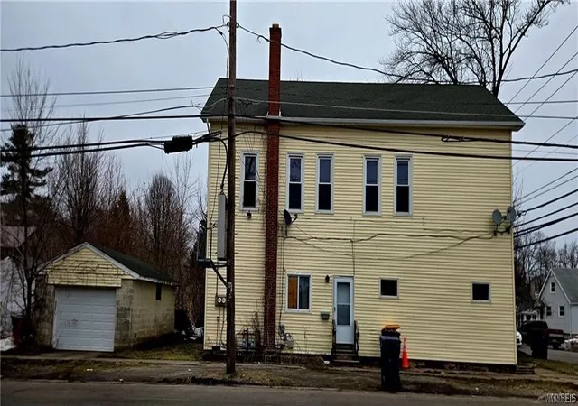 Photo 2 of Multi family home for sale at 285 Clinton St, Lockport, NY 14094 | MLS# B1708210 | Listing updated on 2026-08-19