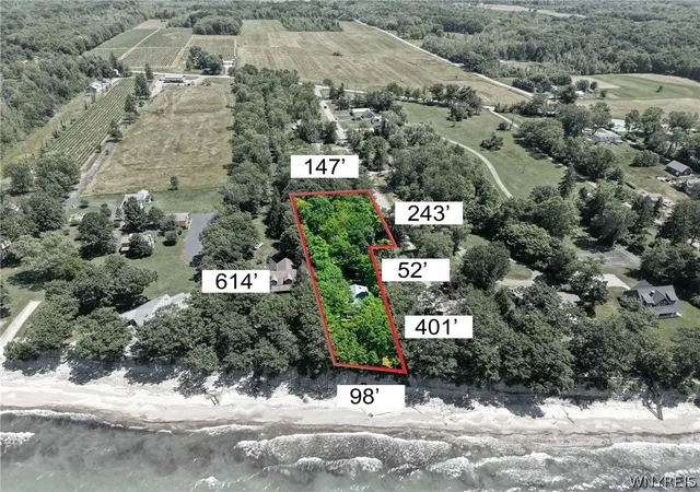 Photo 4 of Single family home for sale at 8 Surfside Dr, Irving, NY 14081 | MLS# B1706868 | Listing updated on 2026-08-24