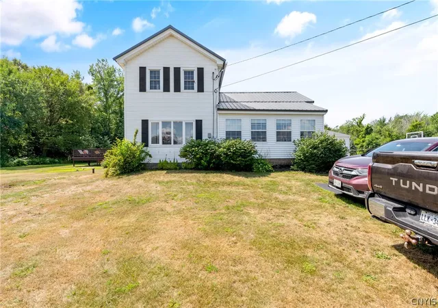 Photo 2 of Single family home for sale at 311 315 County Route 29, Oswego, NY 13126 | MLS# S1708263 | Listing updated on 2026-09-11