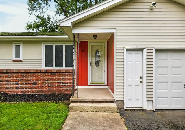 Photo 2 of Sale Pending at 89 Scheg Ter, Rochester, NY 14624 | MLS# R1707568 | Listing updated on 2026-08-25