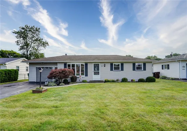 Photo 1 of Sale Pending at 391 Mount Ridge Cir, Rochester, NY 14616 | MLS# R1708112 | Listing updated on 2026-08-30