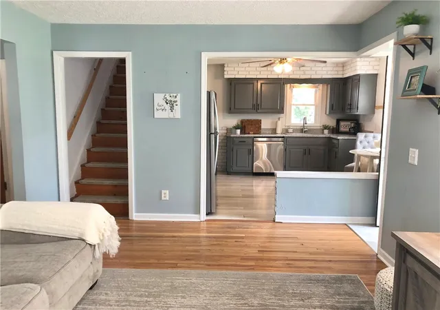 Photo 4 of Sale Pending at 194 Legion Cir, Rochester, NY 14616 | MLS# R1708031 | Listing updated on 2026-09-09