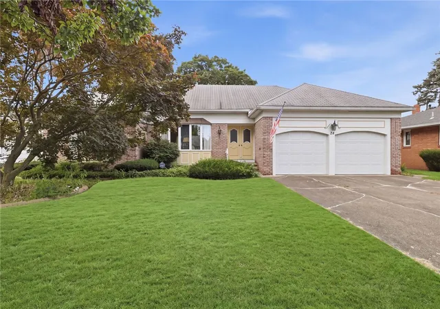 Photo 2 of Sale Pending at 24 Pinecliff Dr, Rochester, NY 14609 | MLS# R1707831 | Listing updated on 2026-08-31