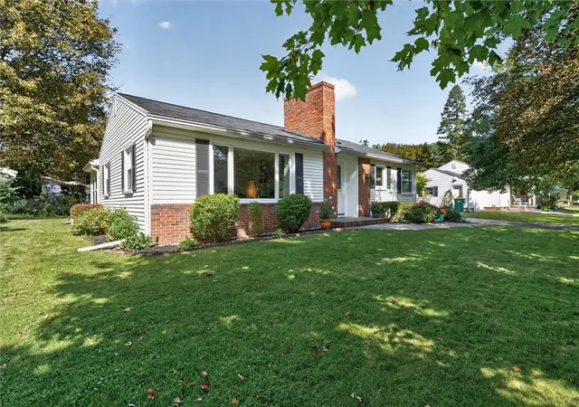 Photo 3 of Sale Pending at 345 Clover St, Rochester, NY 14610 | MLS# R1706525 | Listing updated on 2026-08-26