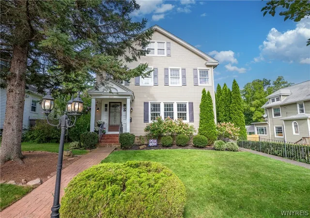 Photo 1 of Sale Pending at 4010 Carroll St, Niagara Falls, NY 14305 | MLS# B1700829 | Listing updated on 2026-08-31