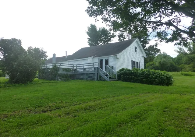 Photo 2 of Single family home for sale at 487 County Hwy 18a, West Winfield, NY 13491 | MLS# R1704502 | Listing updated on 2026-08-20