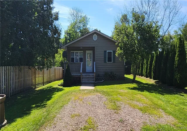 Photo 3 of Sale Pending at 3573 County Route 57, Oswego, NY 13126 | MLS# S1708152 | Listing updated on 2026-08-26