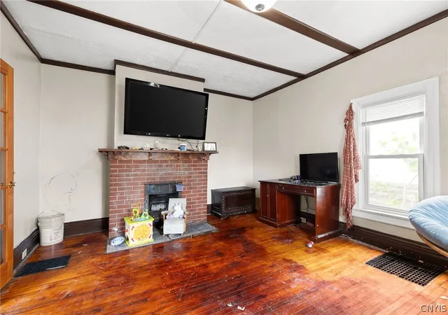 Photo 3 of Single family home for sale at 422 Pawling St, Watertown, NY 13601 | MLS# S1708373 | Listing updated on 2026-08-19